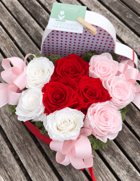 cuore di rose stabilizzate
