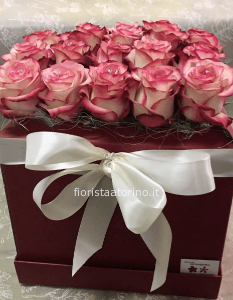 scatola fiorita